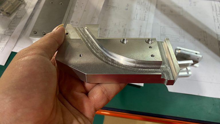 Gia công phay chi tiết chất lượng cao